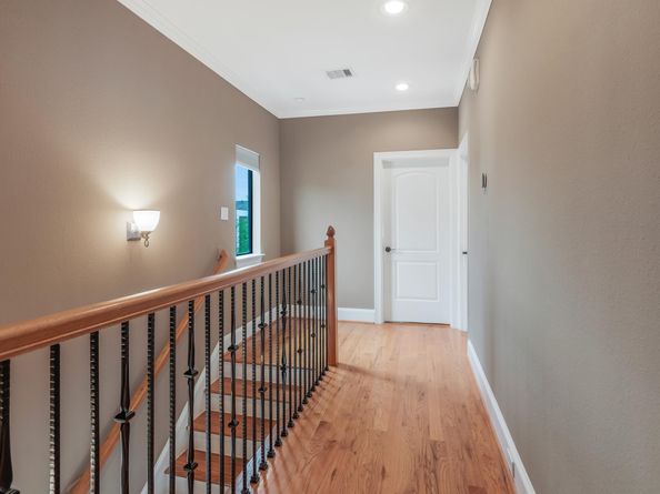5522 Darling Street A, Houston TX 77007