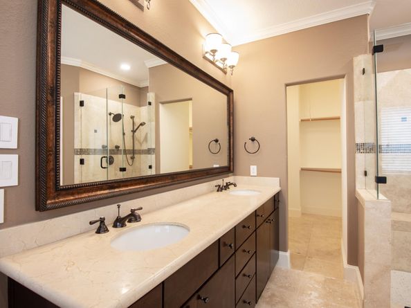 5522 Darling Street A, Houston TX 77007