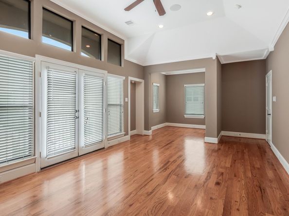 5522 Darling Street A, Houston TX 77007