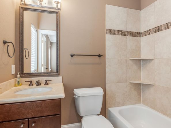 5522 Darling Street A, Houston TX 77007
