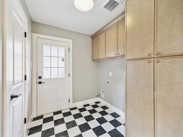 10038 Locke Lane, Houston TX 77042