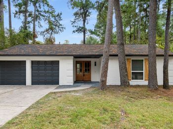 8 S Woodstock Circle Drive