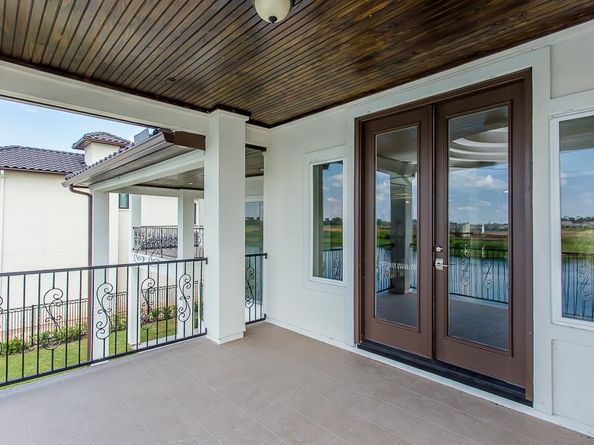 38 Enclave Manor Drive, Sugar Land TX 77479