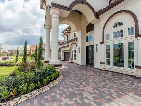 38 Enclave Manor Drive, Sugar Land TX 77479