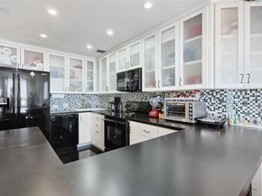 5110 San felipe 151W, Houston TX 77056