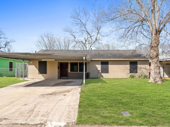 5647 Belmark Street, Houston TX 77033