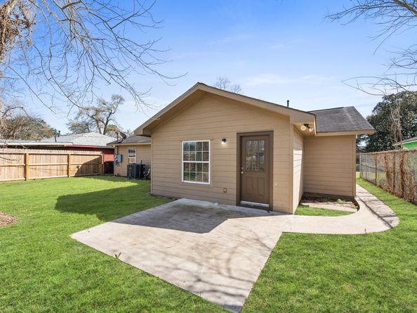 5647 Belmark Street, Houston TX 77033