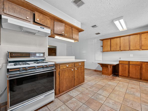 12315 Foxburo Drive, Houston TX 77065