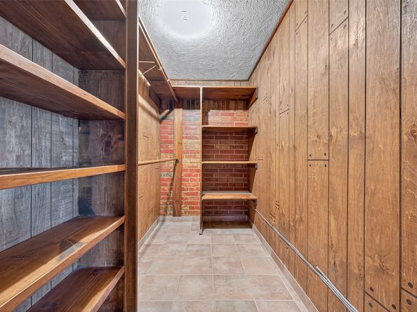 12315 Foxburo Drive, Houston TX 77065