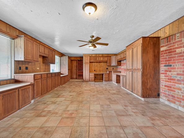 12315 Foxburo Drive, Houston TX 77065