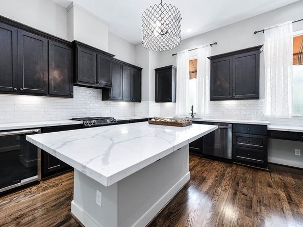 4235 Feagan Street, Houston TX 77007