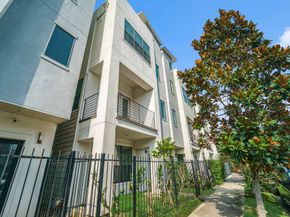 1408 Mcilhenny Street, Houston TX 77004
