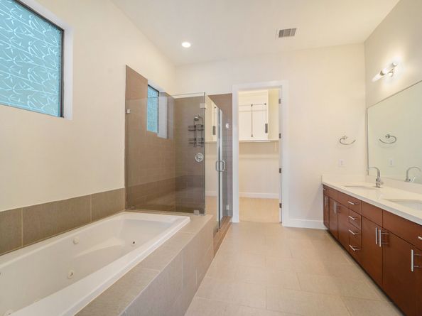 1408 Mcilhenny Street, Houston TX 77004