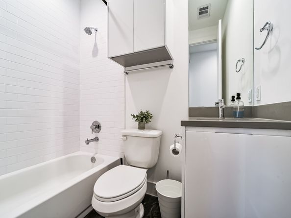 2827 Decker Place, Houston TX 77003