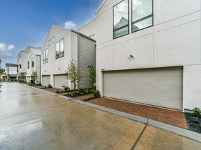 2827 Decker Place, Houston TX 77003