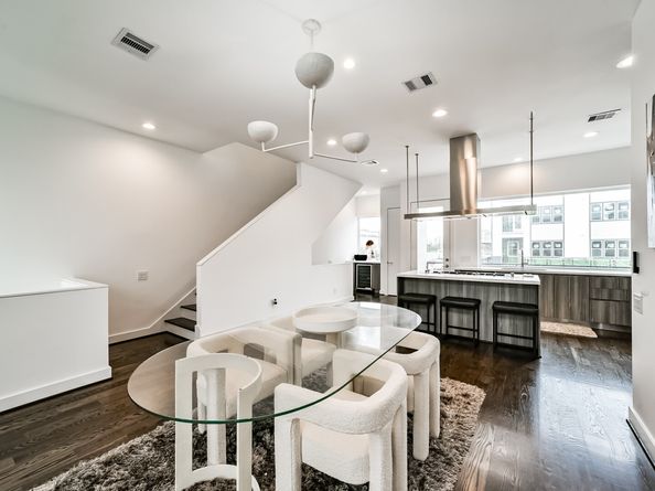 2827 Decker Place, Houston TX 77003