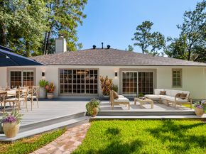 35 Woodelves Place, The Woodlands TX 77381