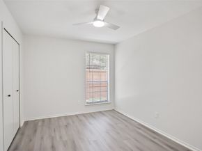 35 Woodelves Place, The Woodlands TX 77381