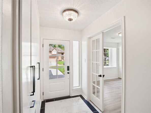 35 Woodelves Place, The Woodlands TX 77381