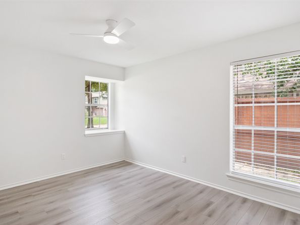 35 Woodelves Place, The Woodlands TX 77381