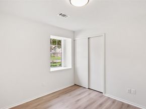 35 Woodelves Place, The Woodlands TX 77381