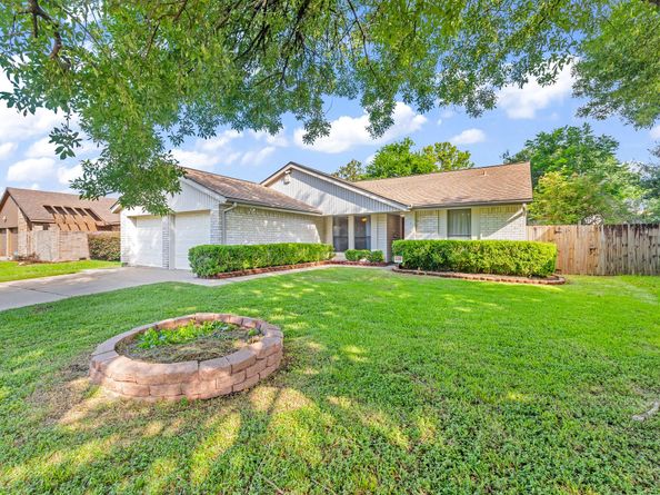6630 Inwood West Drive, Houston TX 77088