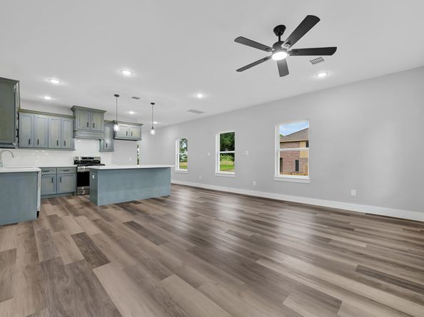 5134 Breckenridge Drive, Houston TX 77066
