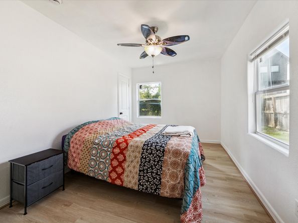 716 E 40th Street, Houston TX 77022