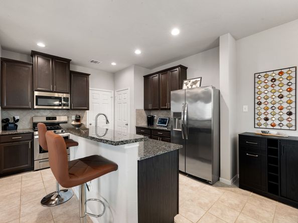 6518 Macroom Meadows Lane, Houston TX 77048