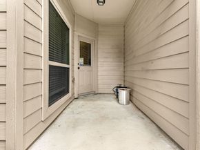 6518 Macroom Meadows Lane, Houston TX 77048