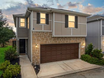 10203 Pinewood Fox Drive