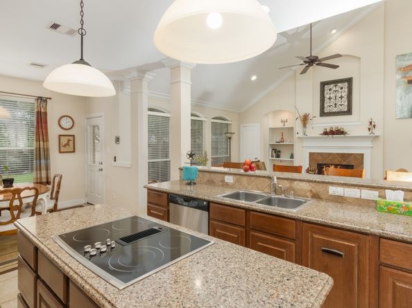 5651 Edith Street, Houston TX 77081