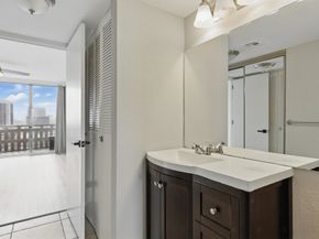 2016 Main Street 1502, Houston TX 77002