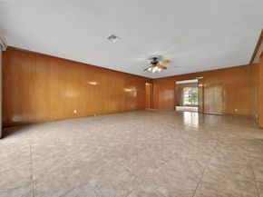 115 E Thornton Road, Houston TX 77022