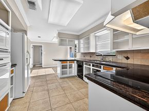 5507 Valkeith Drive, Houston TX 77096