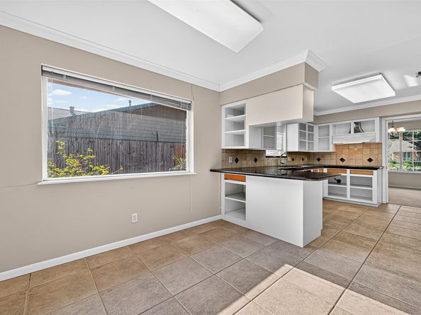 5507 Valkeith Drive, Houston TX 77096