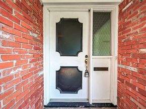 5507 Valkeith Drive, Houston TX 77096