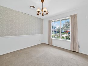 5507 Valkeith Drive, Houston TX 77096