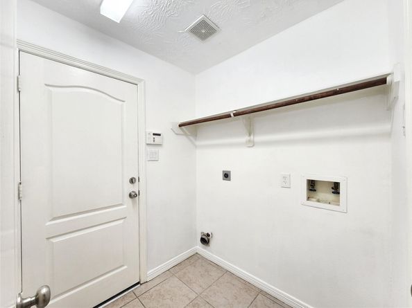 18730 Dempsey Oaks Drive, Humble TX 77346