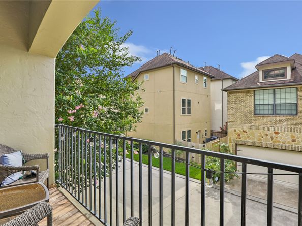 2705 Kings Retreat Circle, Kingwood TX 77345