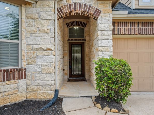 79 S Sawbridge Circle, Spring TX 77389