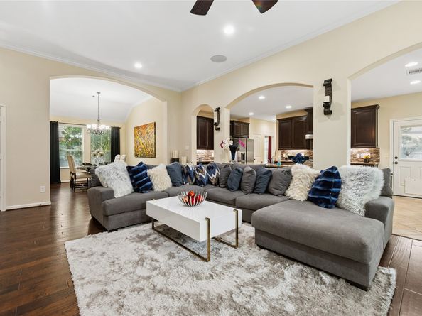 79 S Sawbridge Circle, Spring TX 77389