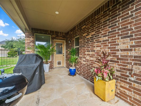 79 S Sawbridge Circle, Spring TX 77389