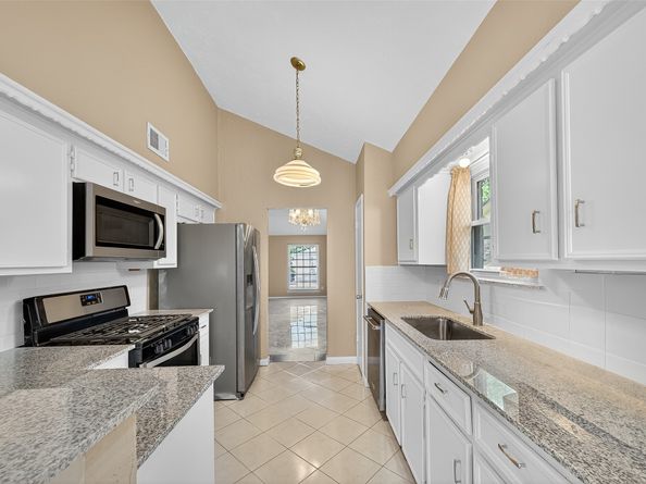 13234 Sherwood Oaks Drive, Houston TX 77015