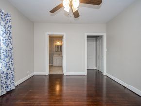 3328 Southmore Boulevard, Houston TX 77004
