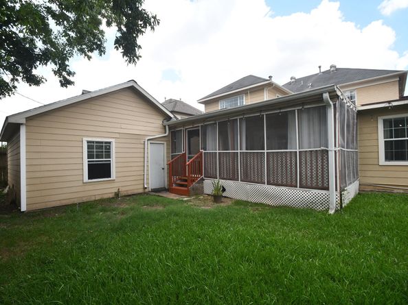 3328 Southmore Boulevard, Houston TX 77004