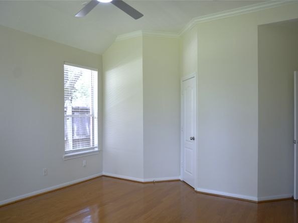 218 Heathbrook Lane, Houston TX 77094