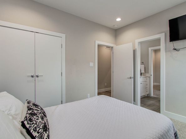 5902 Gardendale Drive C, Houston TX 77092