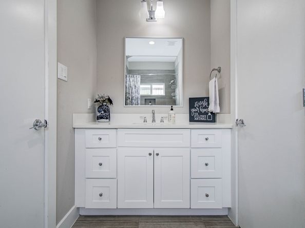 5902 Gardendale Drive C, Houston TX 77092