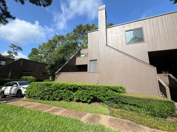 168 Litchfield Lane